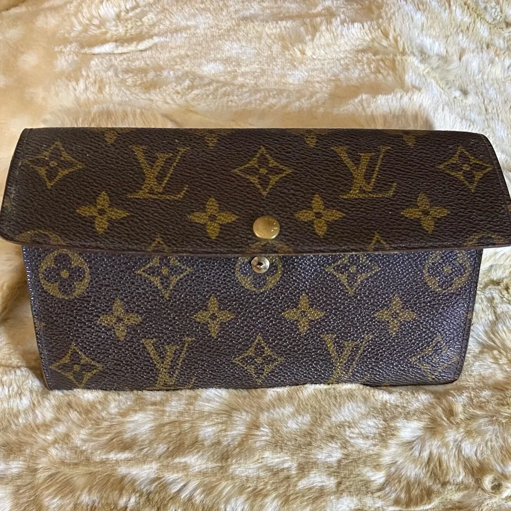 Louis Vuitton Sarah Monogram Long Wallet